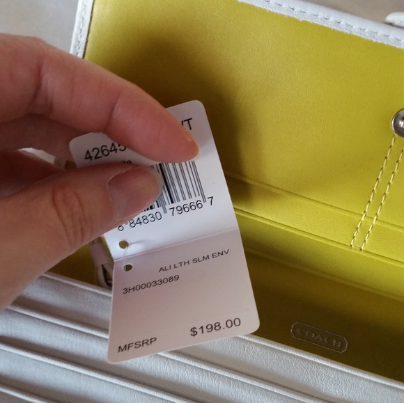 Coach wallet - Picture 3 of 3